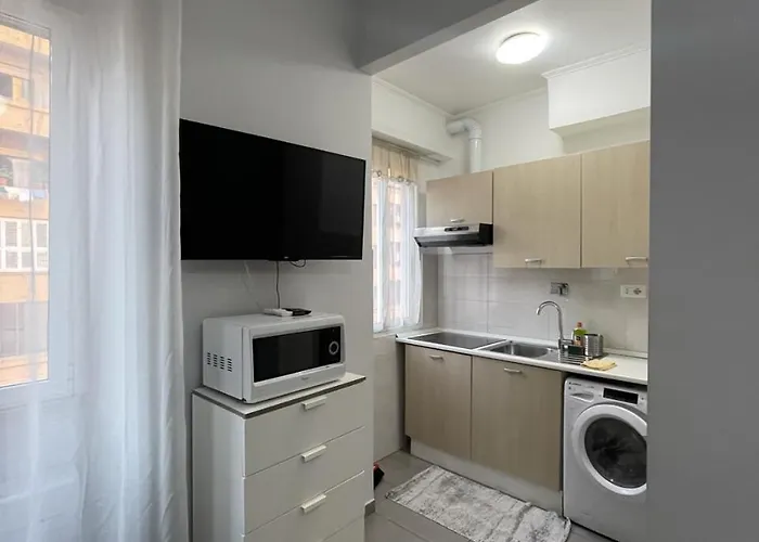 Art - Metro C To Colosseum